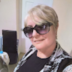 Meet your Posher, Clara luz